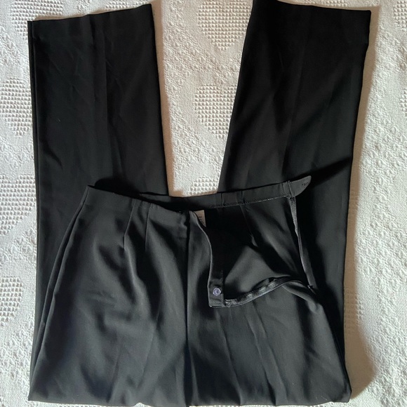 Dress pants - Picture 6 of 10